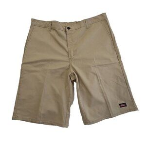 Dickies Men's Utility Shorts Men's 44 Everyday Brown Five-Pocket 12" Inseam EUC